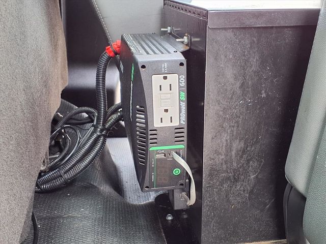 2014 Chevrolet Silverado 3500HD 2WD Reg Cab 133.7" Work Truck - 22910382 - 32