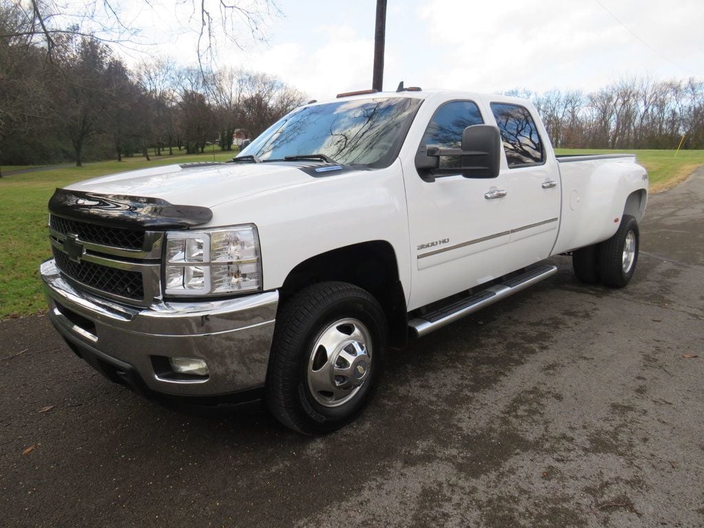 2014 Chevrolet Silverado 3500HD 4WD Crew Cab 167.7" LT - 22699464 - 4