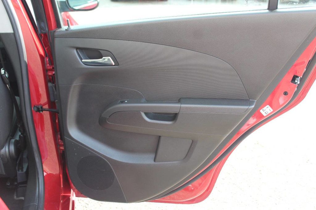 2014 Chevrolet Sonic 4dr Sedan Automatic LT - 22898481 - 15