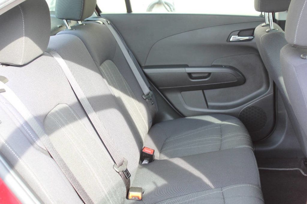 2014 Chevrolet Sonic 4dr Sedan Automatic LT - 22898481 - 16