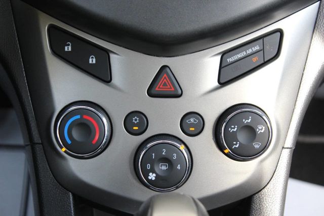 2014 Chevrolet Sonic 4dr Sedan Automatic LT - 22898481 - 23