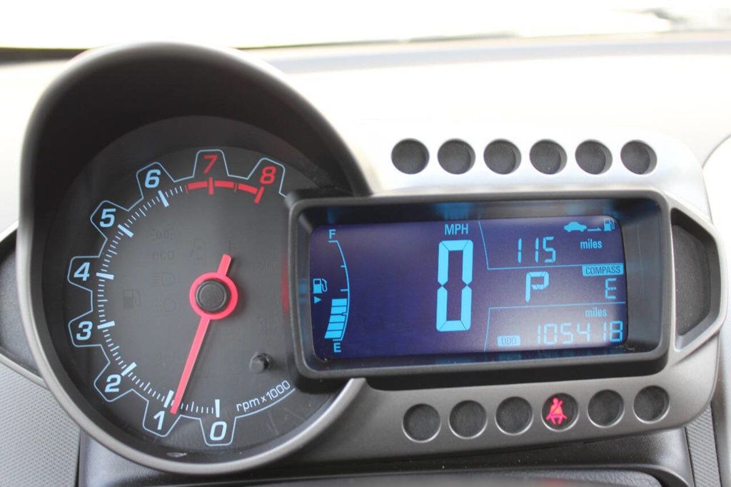 2014 Chevrolet Sonic 4dr Sedan Automatic LT - 22898481 - 25