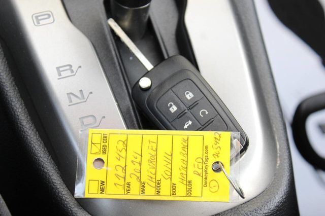 2014 Chevrolet Sonic 4dr Sedan Automatic LT - 22898481 - 28