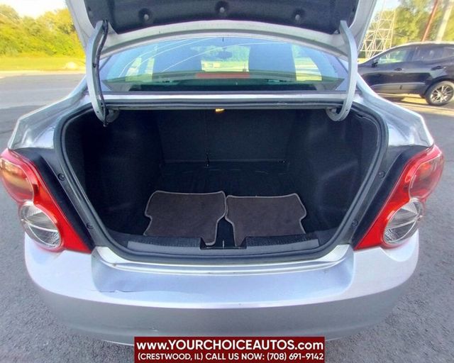 2014 Chevrolet Sonic 4dr Sedan Automatic LT - 22923359 - 9