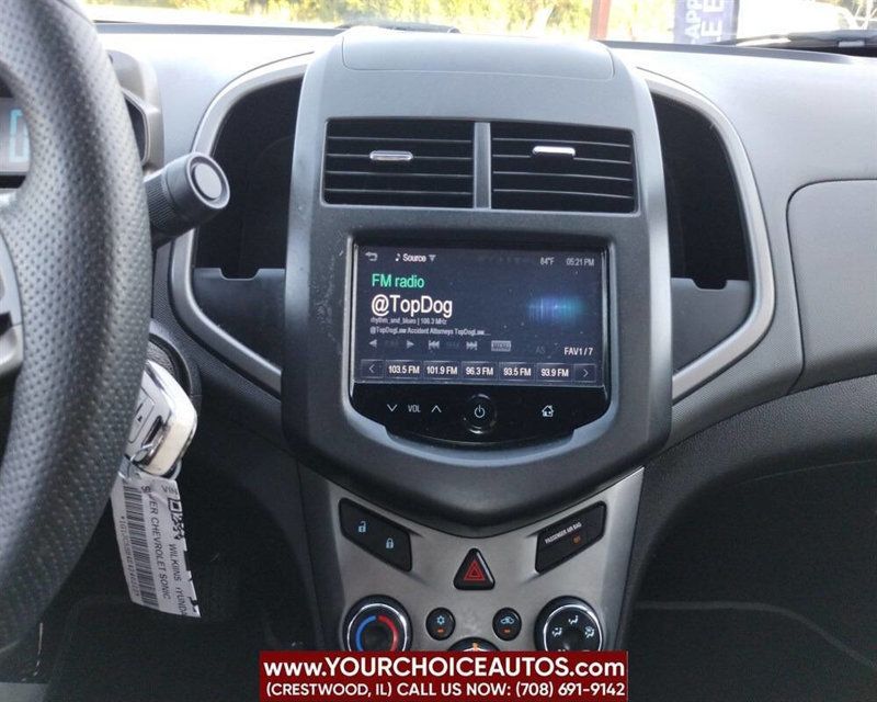 2014 Chevrolet Sonic 4dr Sedan Automatic LT - 22923359 - 28