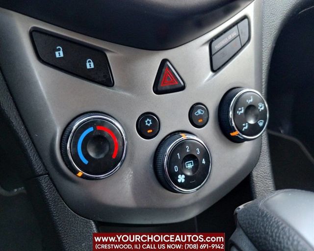 2014 Chevrolet Sonic 4dr Sedan Automatic LT - 22923359 - 29