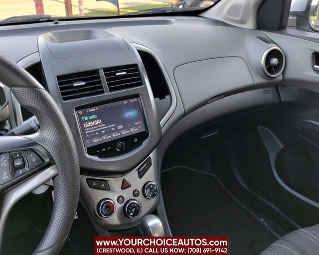 2014 Chevrolet Sonic 4dr Sedan Automatic LT - 22923359 - 32