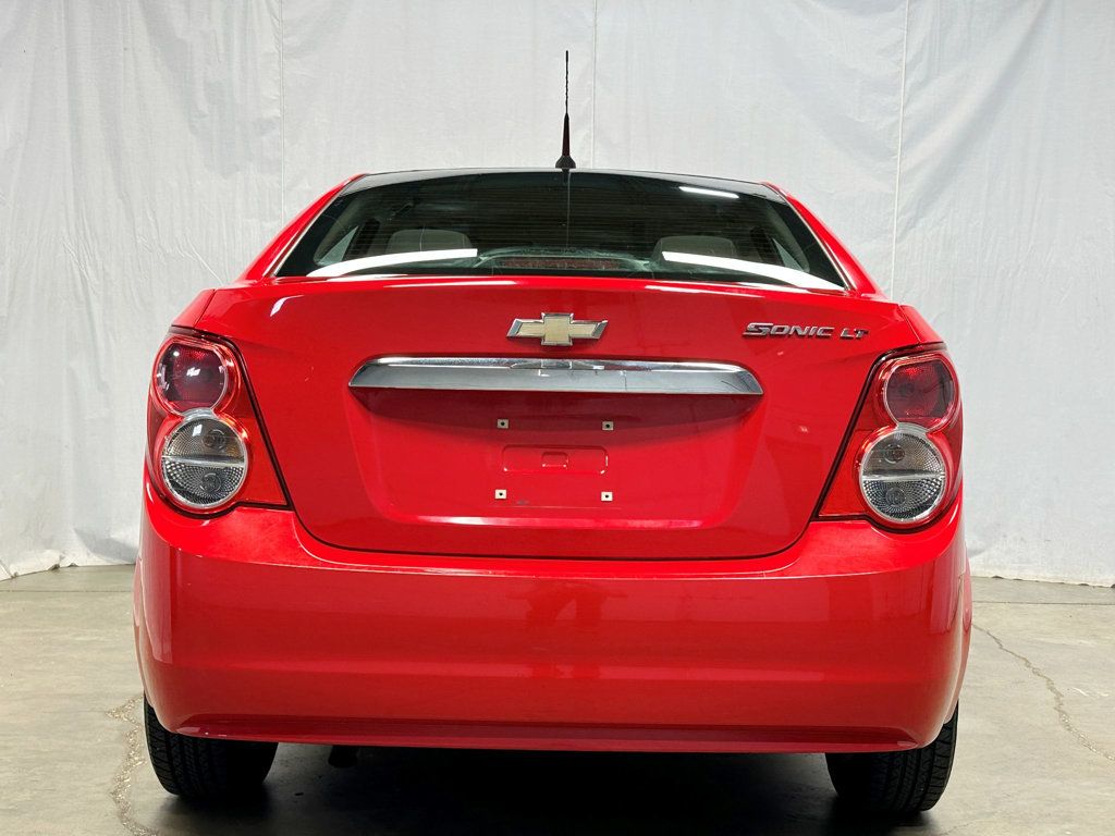 2014 Chevrolet Sonic 4dr Sedan Automatic LT - 23087201 - 9