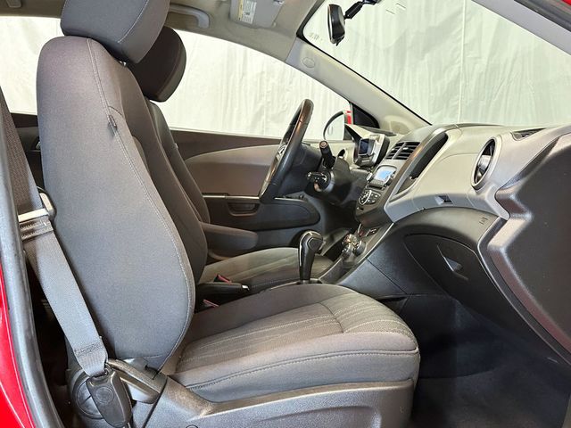 2014 Chevrolet Sonic 4dr Sedan Automatic LT - 23087201 - 15