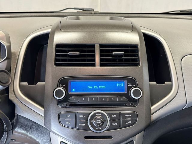 2014 Chevrolet Sonic 4dr Sedan Automatic LT - 23087201 - 22
