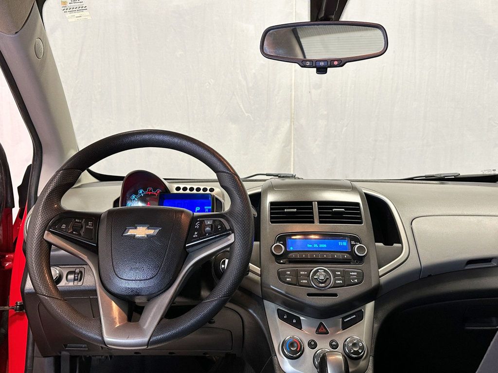 2014 Chevrolet Sonic 4dr Sedan Automatic LT - 23087201 - 26