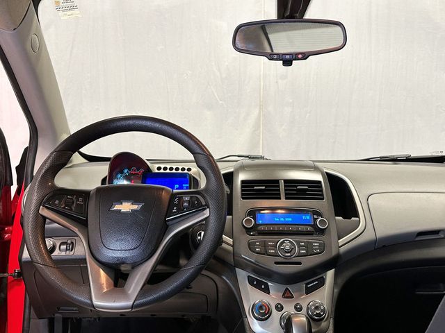 2014 Chevrolet Sonic 4dr Sedan Automatic LT - 23087201 - 26