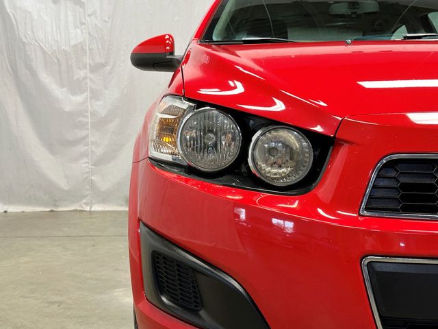 2014 Chevrolet Sonic 4dr Sedan Automatic LT - 23087201 - 5