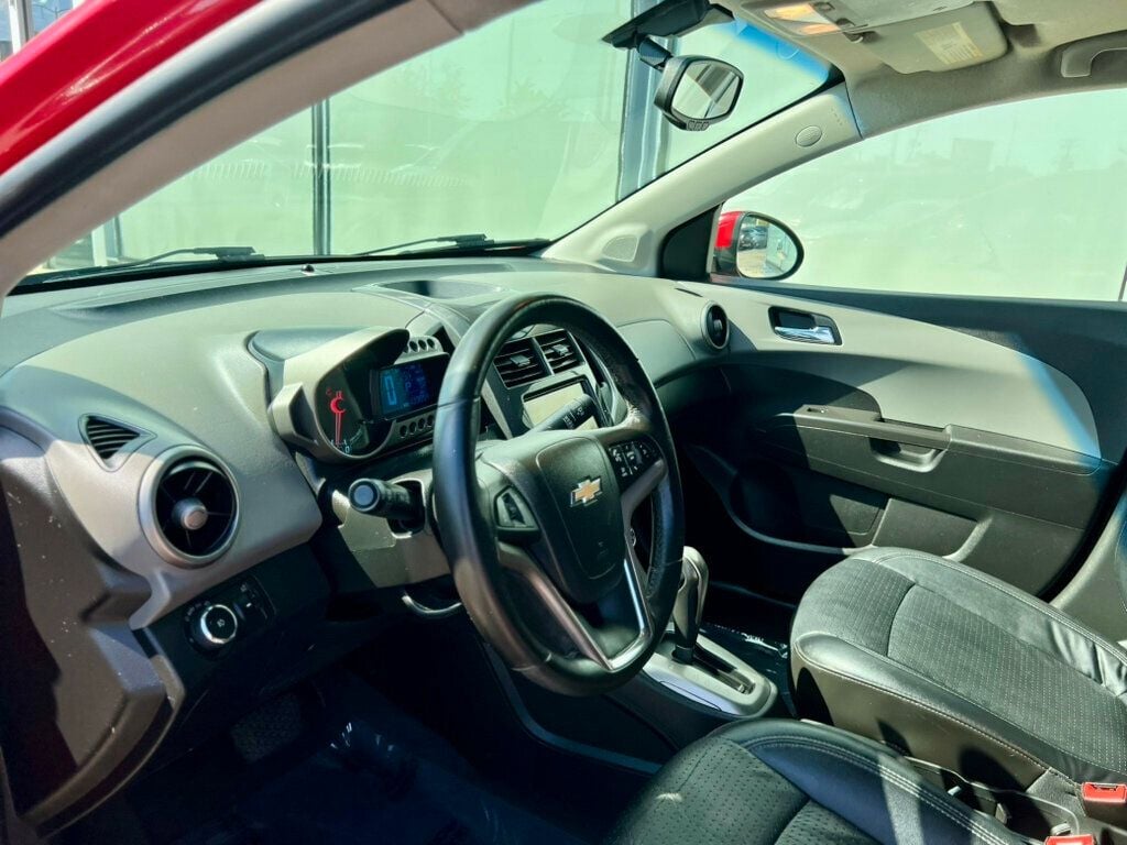 2014 Chevrolet Sonic LTZ photo 11