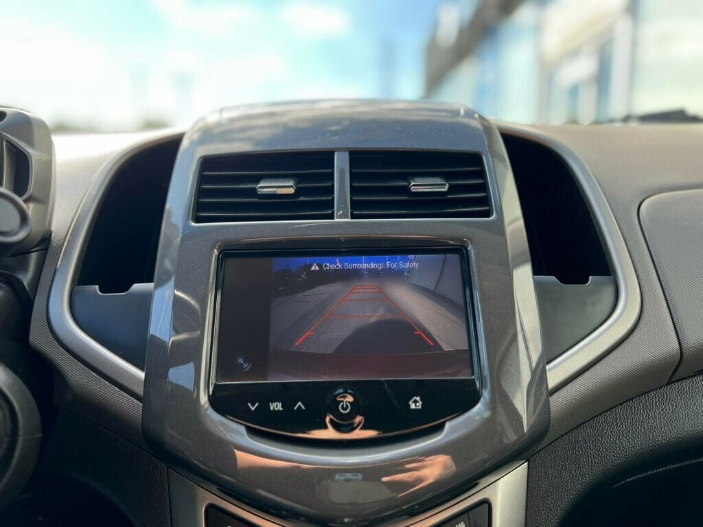 2014 Chevrolet Sonic LTZ photo 20