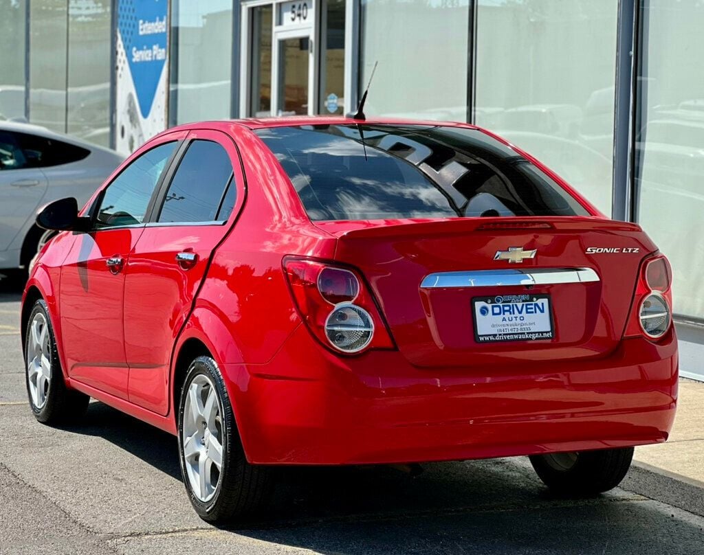2014 Chevrolet Sonic LTZ photo 3