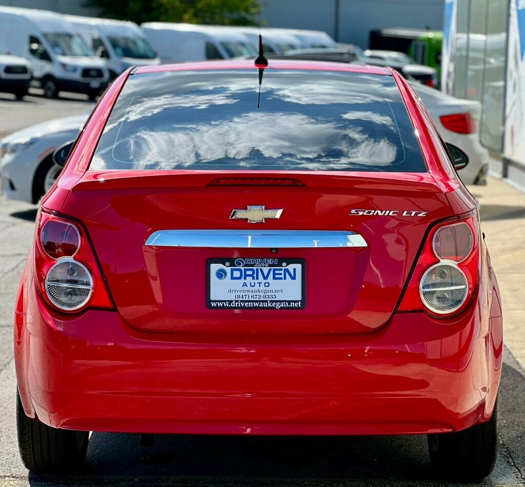 2014 Chevrolet Sonic LTZ photo 4