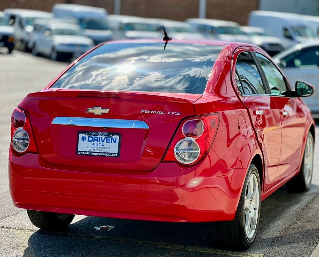 2014 Chevrolet Sonic LTZ photo 5