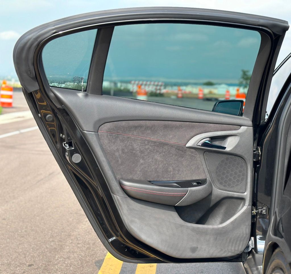 2014 Chevrolet SS photo 14