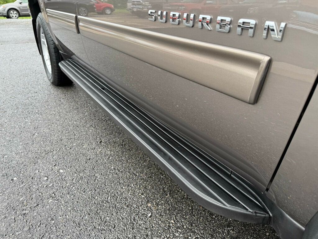 2014 Chevrolet Suburban LS photo 14