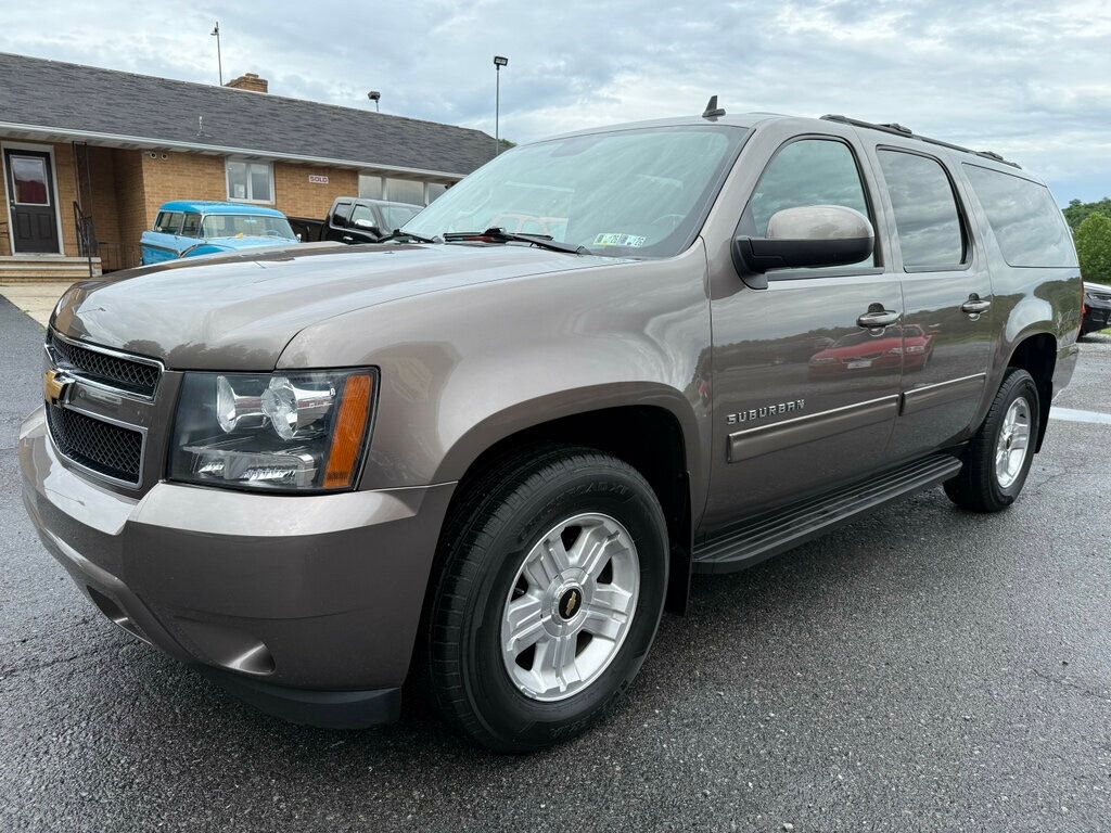 2014 Chevrolet Suburban LS photo 7