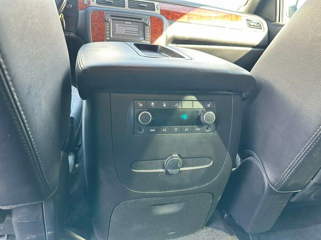 2014 Chevrolet Suburban 2WD 4dr LTZ - 22905595 - 14