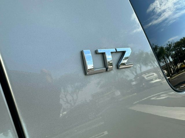 2014 Chevrolet Suburban 2WD 4dr LTZ - 22905595 - 16