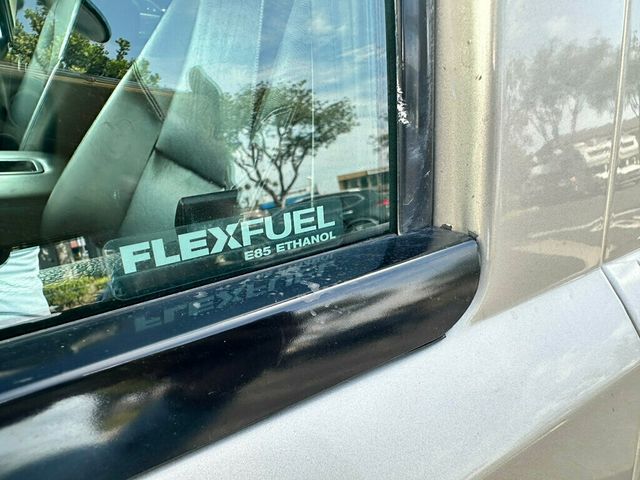 2014 Chevrolet Suburban 2WD 4dr LTZ - 22905595 - 17