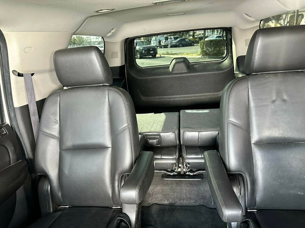 2014 Chevrolet Suburban LTZ photo 8