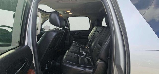 2014 Chevrolet Suburban 4WD 4dr LT - 22991750 - 6