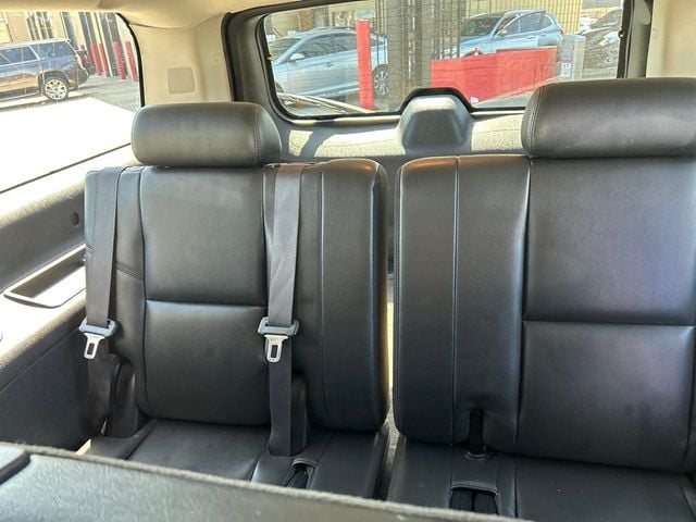 2014 Chevrolet Suburban 4WD 4dr LT - 23013404 - 6