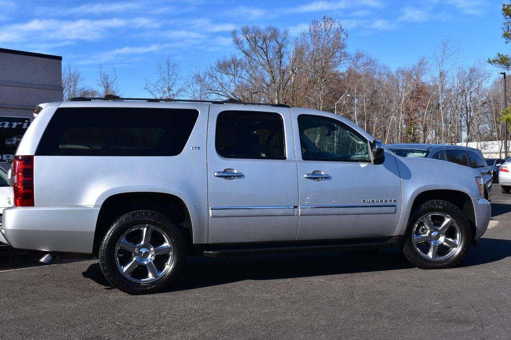 2014 Chevrolet Suburban 4WD 4dr LTZ - 22700432 - 3