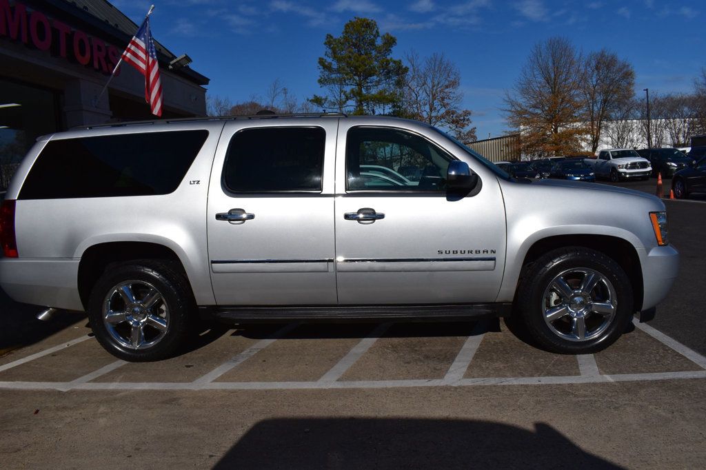 2014 Chevrolet Suburban 4WD 4dr LTZ - 22700432 - 5