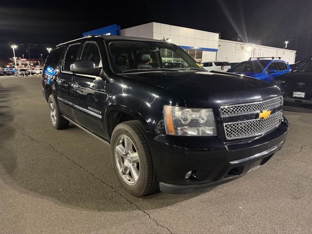 2014 Chevrolet Suburban 4WD 4dr LTZ - 22998624 - 23