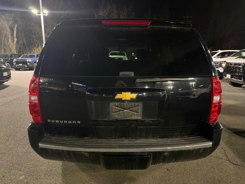 2014 Chevrolet Suburban 4WD 4dr LTZ - 22998624 - 5