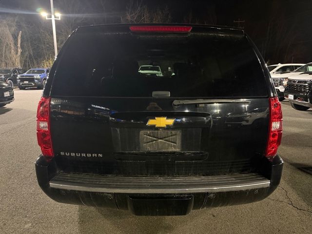 2014 Chevrolet Suburban 4WD 4dr LTZ - 22998624 - 5