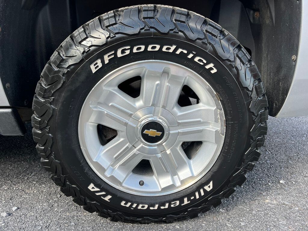 2014 Chevrolet Suburban FINAL YEAR WITH Z71 OFFROAD WHEELS - 22565287 - 14