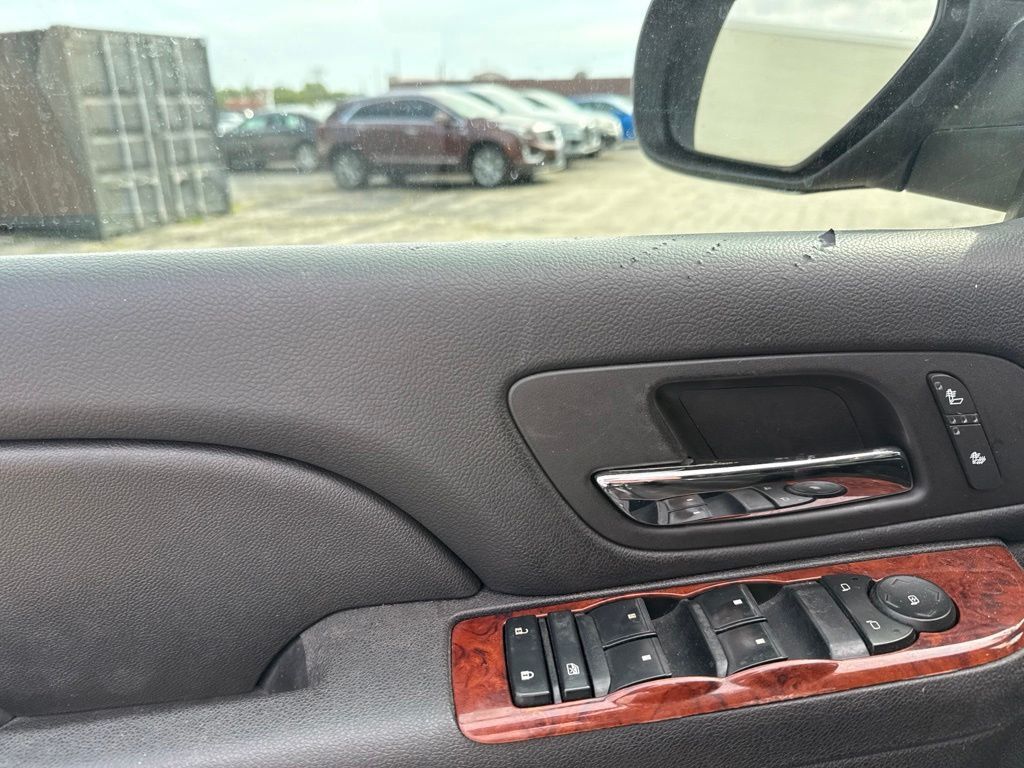 2014 Chevrolet Tahoe 4WD 4dr LT - 23068428 - 9