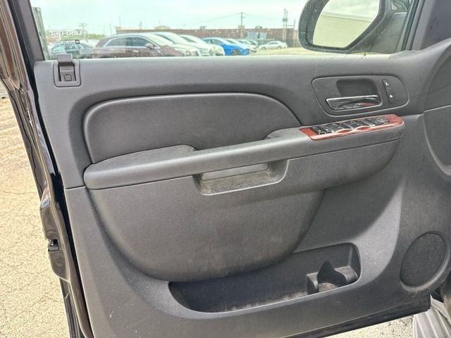 2014 Chevrolet Tahoe 4WD 4dr LT - 23068428 - 8