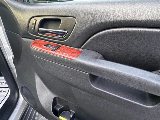 2014 Chevrolet Tahoe LT 4x2 4dr SUV - 22877006 - 16