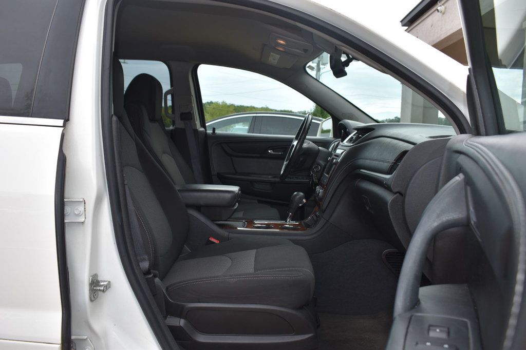 2014 Chevrolet Traverse 2LT photo 13