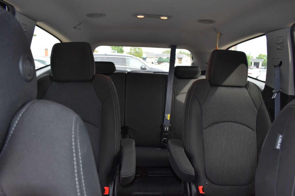 2014 Chevrolet Traverse 2LT photo 20
