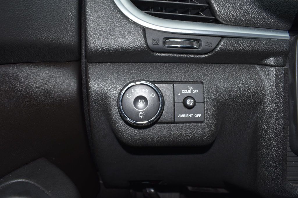 2014 Chevrolet Traverse 2LT photo 41