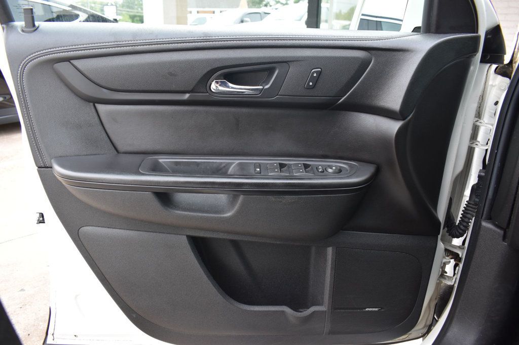 2014 Chevrolet Traverse 2LT photo 43