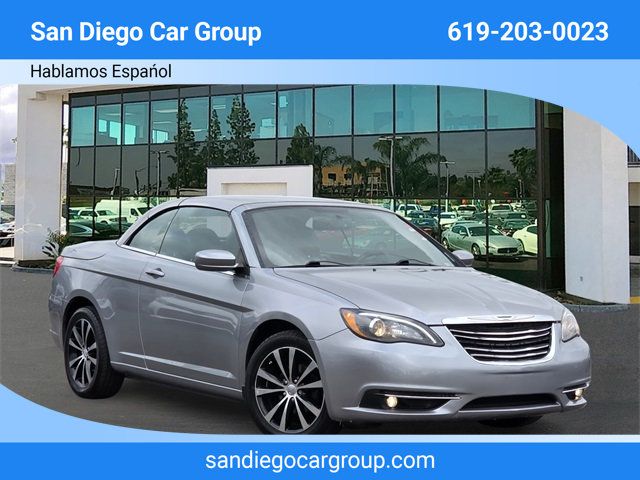 2014 Chrysler 200 2dr Convertible S - 22848599 - 0