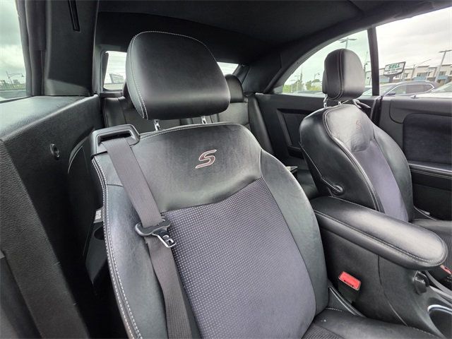 2014 Chrysler 200 2dr Convertible S - 22848599 - 11