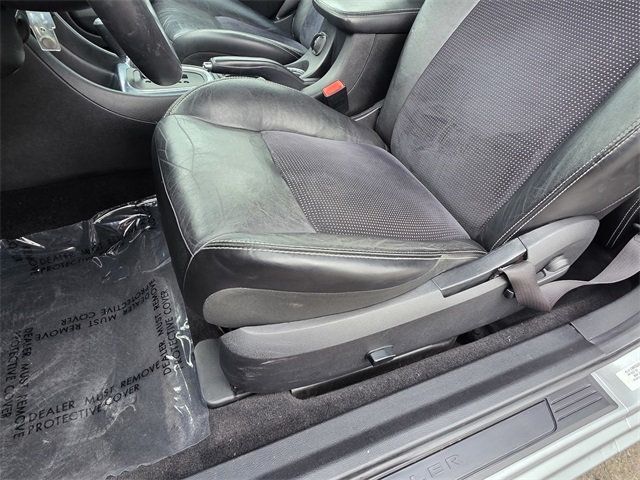 2014 Chrysler 200 2dr Convertible S - 22848599 - 16