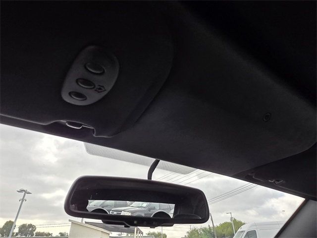 2014 Chrysler 200 2dr Convertible S - 22848599 - 23