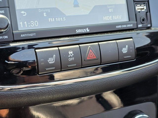 2014 Chrysler 200 2dr Convertible S - 22848599 - 32