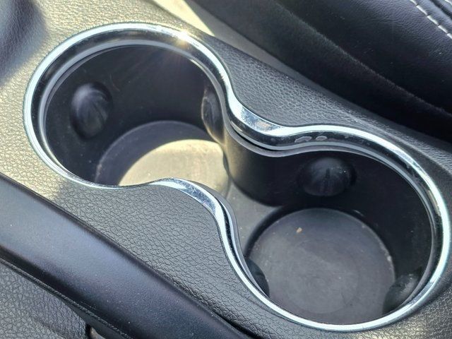 2014 Chrysler 200 2dr Convertible S - 22848599 - 37